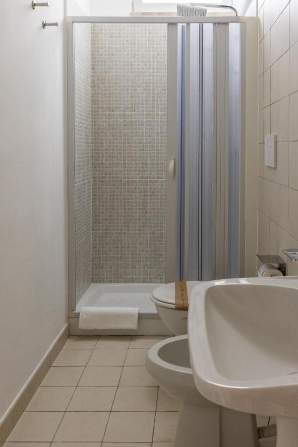 Lovely Rooms - Guest House Suites Triggiano Exterior foto
